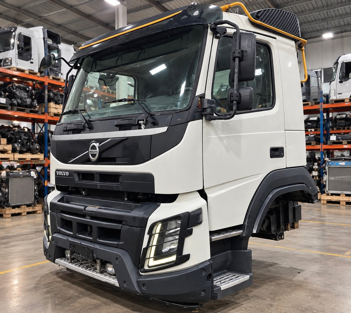 CABINA COMPLETA VOLVO FMX 2018  segunda mano 7/10 buen estado